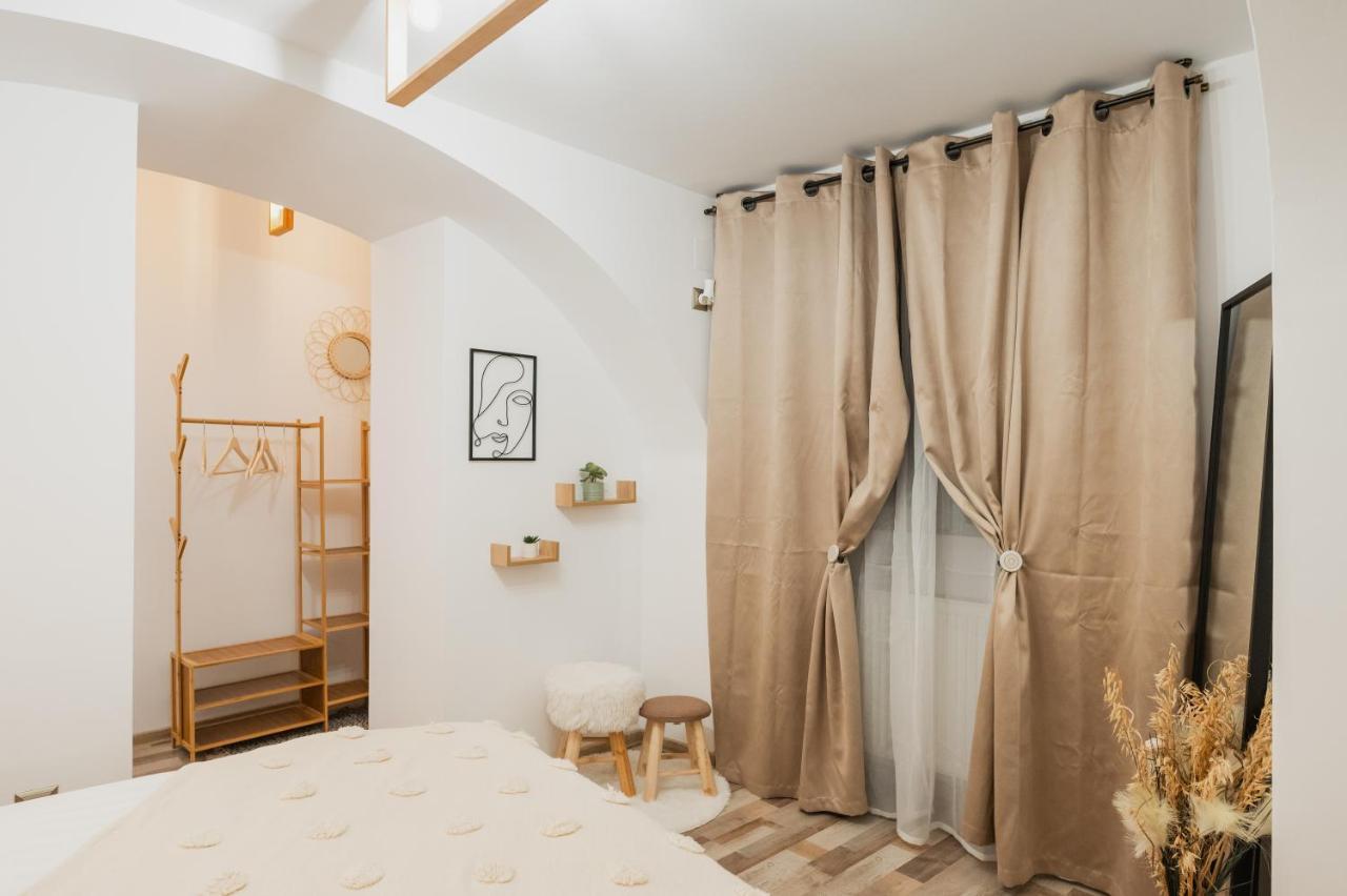 Cozee Studio - In Inima Brasovului Kültér fotó